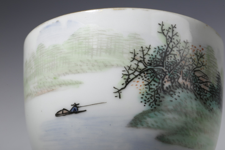 古玩陶瓷民國·淺絳彩山水紋蓋缸真品鑒賞圖