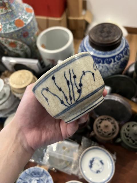 古玩陶瓷哥釉青花荷塘蜻蜓圖香爐拍賣,當前價格299元