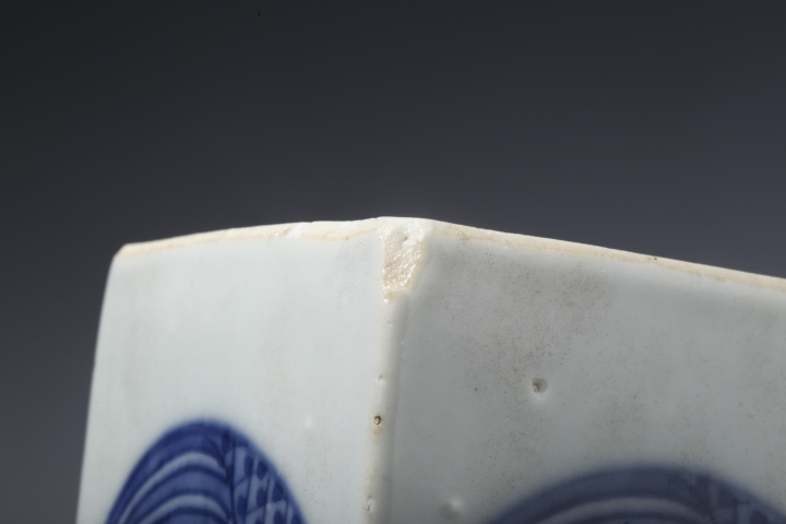 古玩陶瓷清中·青花團鶴紋四方茶葉罐拍賣,當前價格2988元