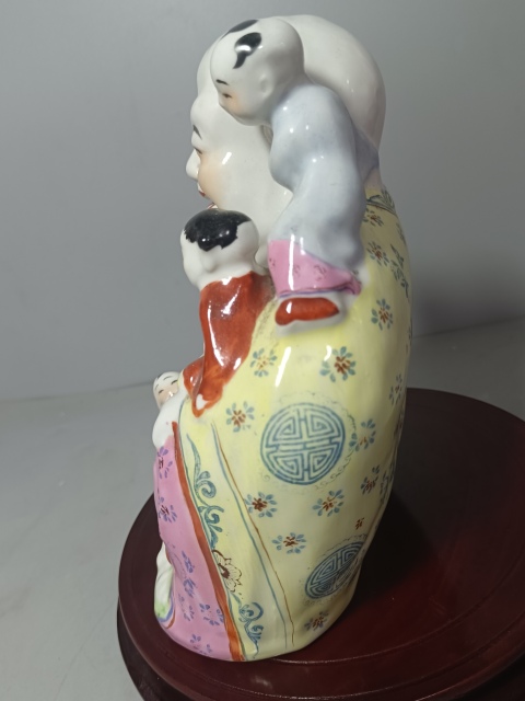 古玩陶瓷粉彩五子登科彌勒佛像拍賣，當(dāng)前價(jià)格368元