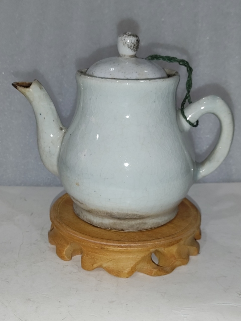 古玩雜項(xiàng)白瓷茶壺一把拍賣,當(dāng)前價(jià)格780元