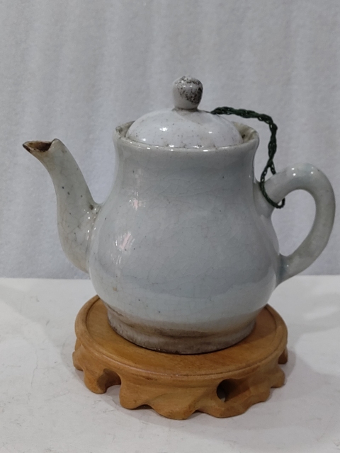 古玩雜項(xiàng)白瓷茶壺一把拍賣,當(dāng)前價(jià)格780元