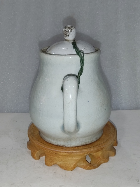古玩雜項(xiàng)白瓷茶壺一把拍賣,當(dāng)前價(jià)格780元