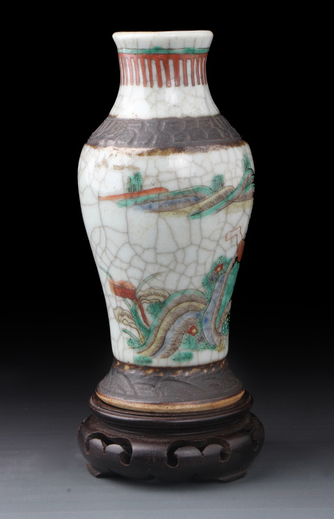 古玩陶瓷【8512】清咸豐哥釉五彩劉海戲金蟾圖瓶拍賣，當前價格3280元