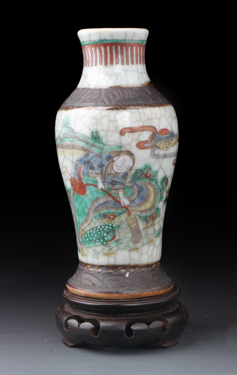 古玩陶瓷【8512】清咸豐哥釉五彩劉海戲金蟾圖瓶拍賣，當前價格3280元