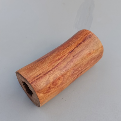 古玩雜項海南黃花梨隨型筆筒拍賣,當前價格4800元