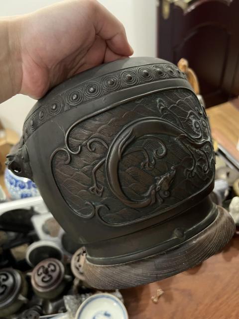 古玩雜項（帶保真卡）民國獅耳龍紋銅缸拍賣，當(dāng)前價格1555元