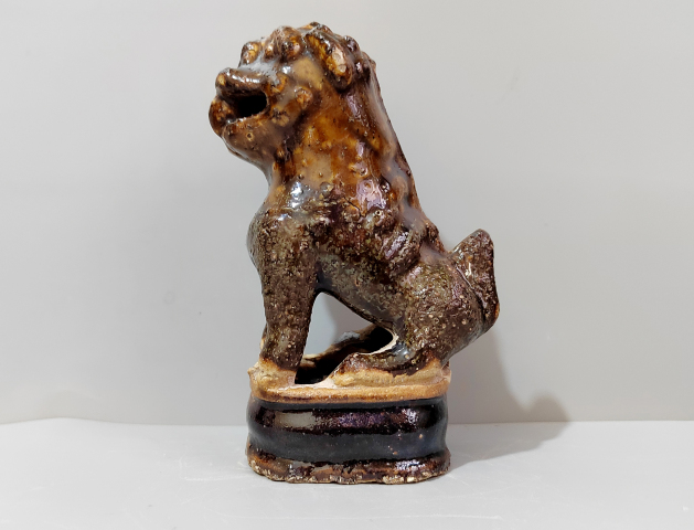 古玩陶瓷清晚期醬釉獅子擺件（已實物鑒真）拍賣，當前價格1600元