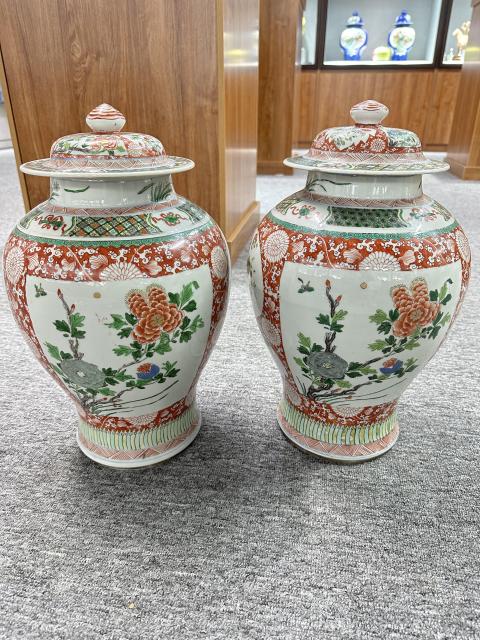 古玩陶瓷大漏五彩牡丹紋將軍蓋罐一對拍賣,當前價格23800元