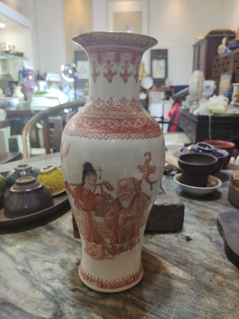 古玩陶瓷墨彩礬紅麻姑獻壽圖撇口瓶拍賣,當前價格1288元