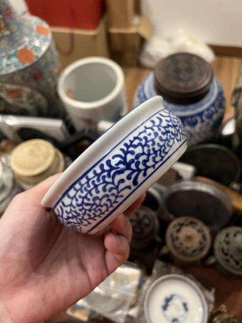 古玩陶瓷青花花卉紋水洗拍賣(mài),當(dāng)前價(jià)格233元