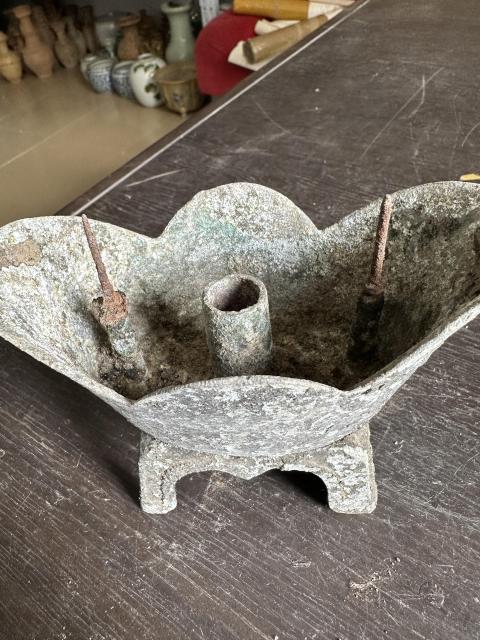 古玩雜項元寶型燭臺拍賣,當前價格59元