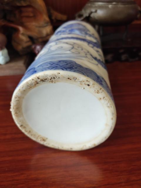 古玩陶瓷龍紋帽筒拍賣,當前價格3元
