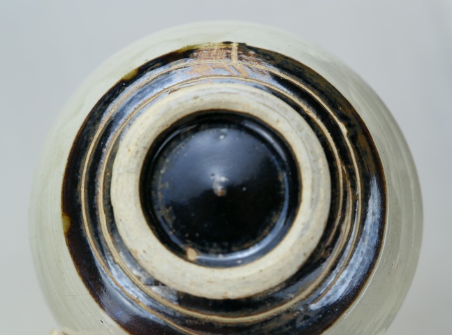 古玩陶瓷元代.黑白釉緇素碗（1279年-1368年）拍賣，當(dāng)前價(jià)格3600元