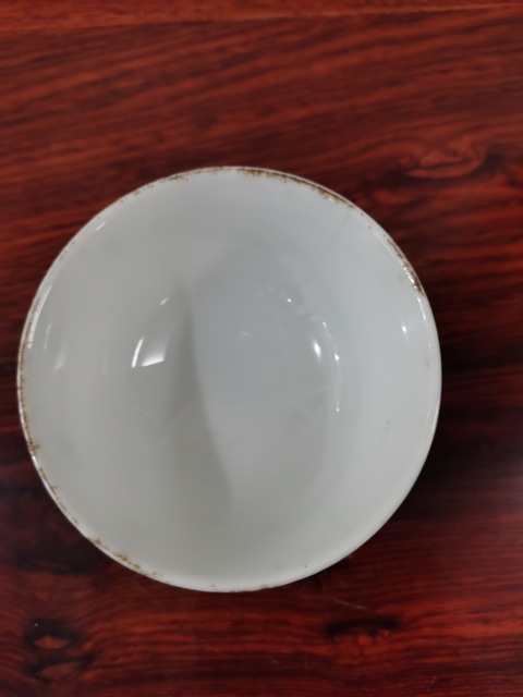 古玩陶瓷解放初期白釉花邊碗拍賣，當前價格360元