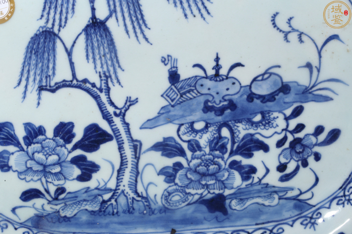 古玩陶瓷青花洞石花蝶紋八方盤拍賣,當前價格4500元