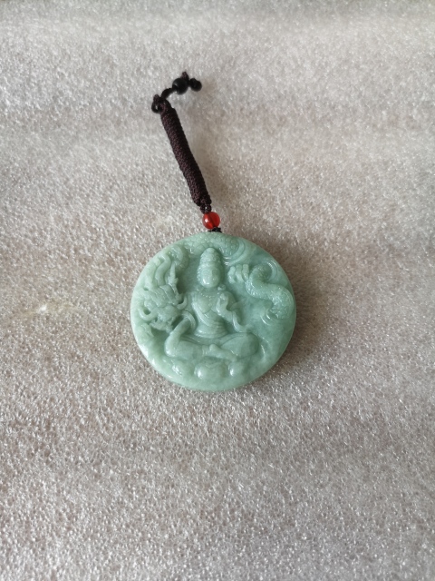 古玩玉器天然翡翠雕“御龍觀音”掛牌拍賣,當前價格680元