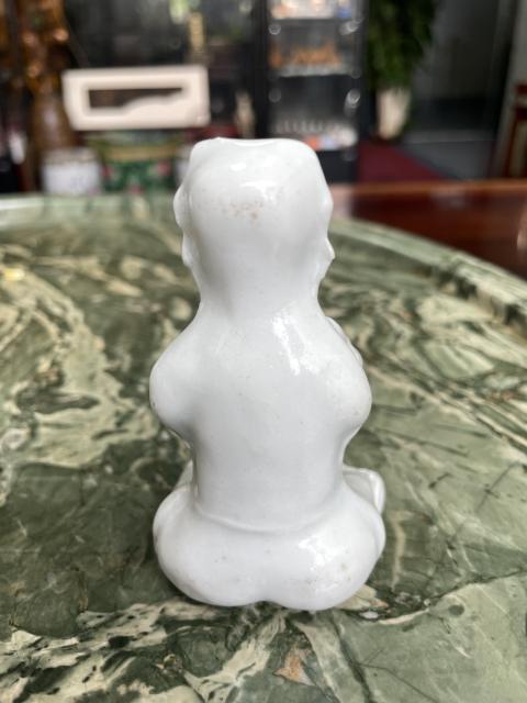 古玩陶瓷清代中晚期綠彩孩童擺件拍賣,當(dāng)前價(jià)格888元