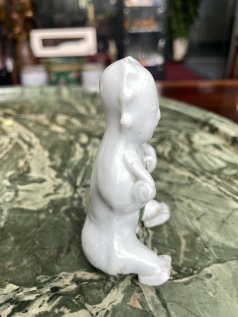 古玩陶瓷清代中晚期綠彩孩童擺件拍賣,當(dāng)前價(jià)格888元