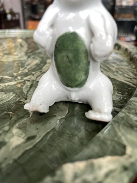 古玩陶瓷清代中晚期綠彩孩童擺件拍賣,當(dāng)前價(jià)格888元