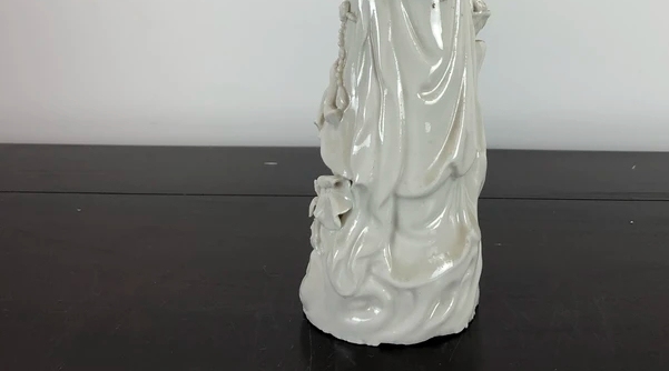 古玩陶瓷清.全美品白釉觀音塑像拍賣，當前價格29800元