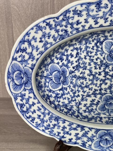 古玩陶瓷清道光 二級官青花淡描纏枝花卉紋花口盤拍賣，當(dāng)前價格3800元