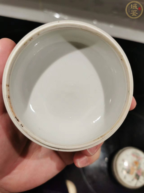 古玩陶瓷晚清·粉彩麒麟送子蓋盒兩套拍賣，當(dāng)前價格3000元