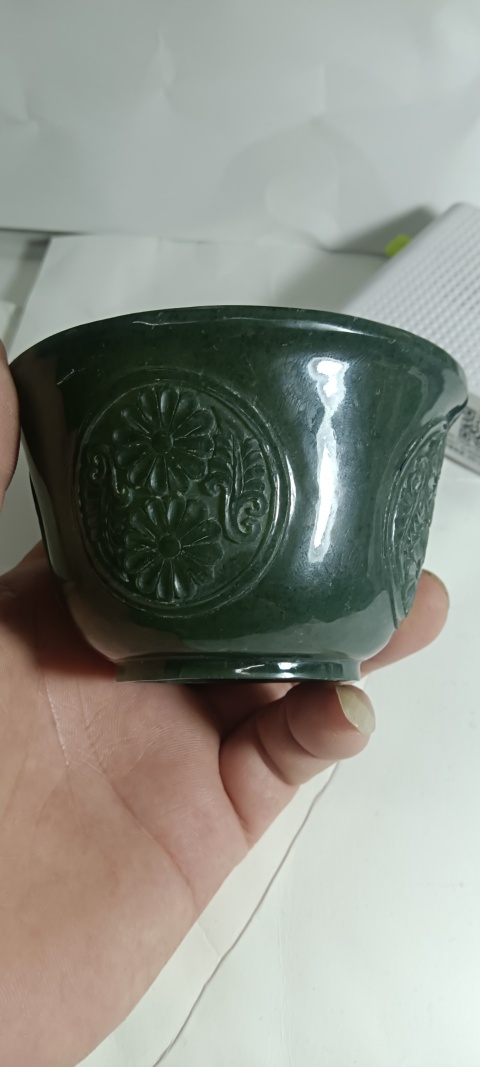 古玩陶瓷青玉刻花卉紋撇口碗拍賣,當(dāng)前價格2600元