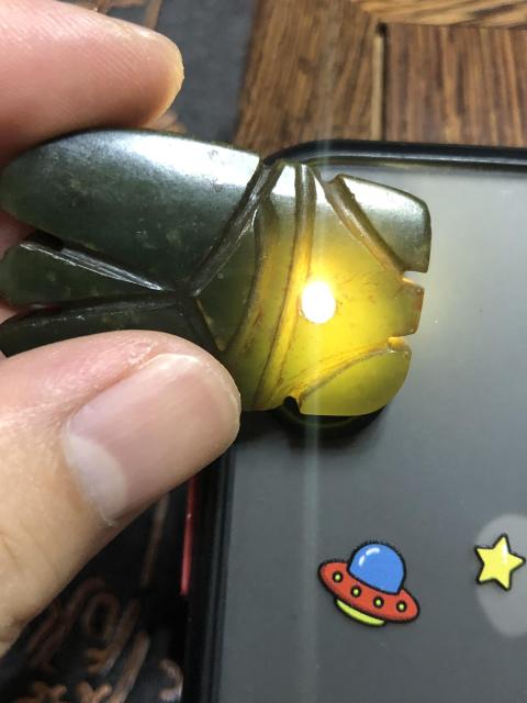 古玩玉器精品和田玉雕“蟬形”掛件拍賣,當(dāng)前價(jià)格200元