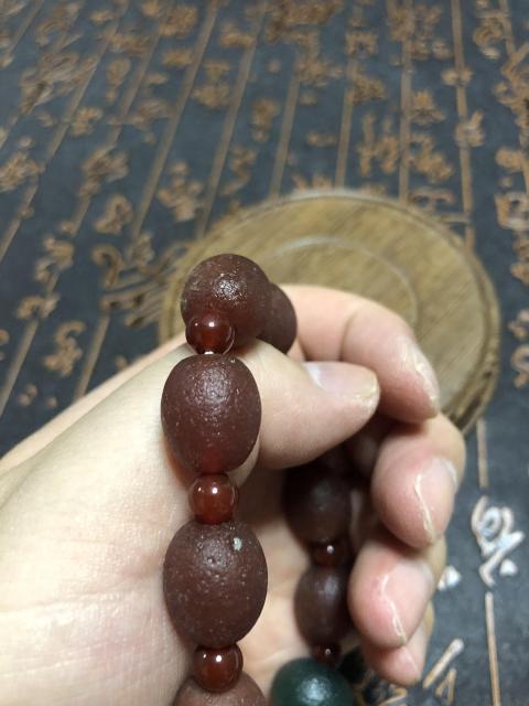 古玩玉器精品天然老瑪瑙珠手串拍賣,當前價格669元