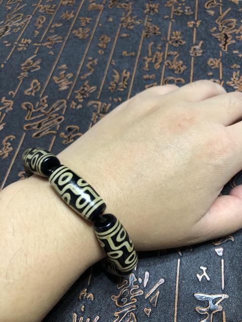 古玩玉器精品瑪瑙鑲蝕工藝珠手串拍賣,當前價格1986元