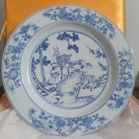 清早期青花鹿紋大盤(pán)拍賣(mài)，當(dāng)前價(jià)格26000元