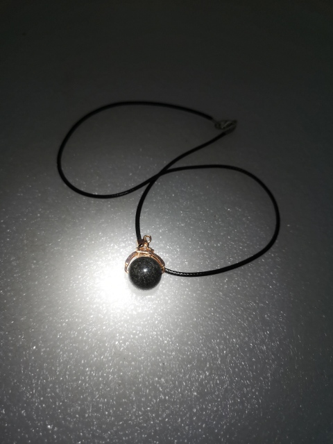 古玩玉器天然翡翠“圓珠”吊墜拍賣,當前價格150元