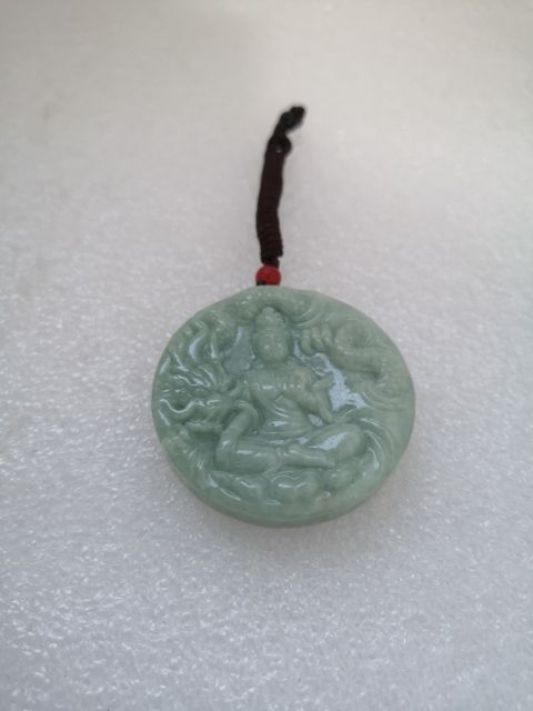 古玩玉器天然翡翠雕“御龍觀音”掛牌拍賣,當前價格680元