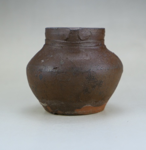 古玩陶瓷唐:洪塘窯醬釉小執壺拍賣，當前價格2360元