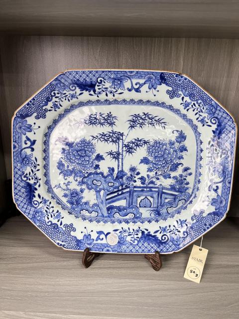 古玩陶瓷清乾隆 極品洞石花卉紋八方長盤（超大盤）拍賣，當前價格3800元