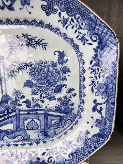 古玩陶瓷清乾隆 極品洞石花卉紋八方長盤（超大盤）拍賣，當前價格3800元