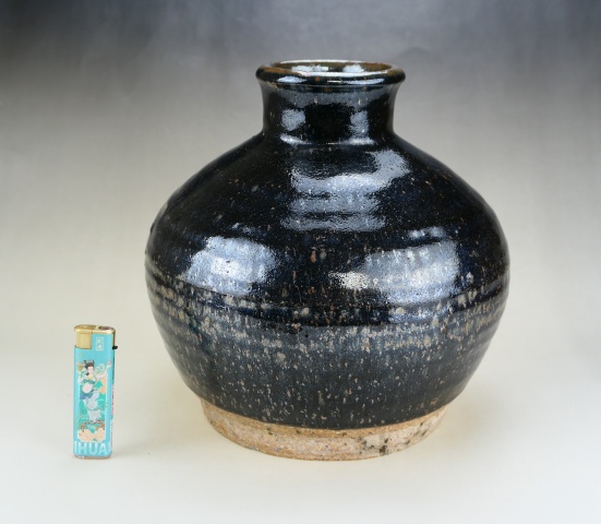 古玩陶瓷明代?油滴釉高領(lǐng)罐拍賣，當前價格1999元
