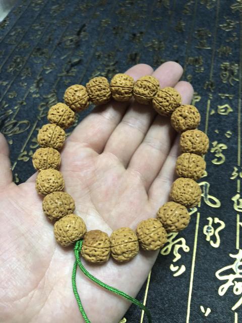 古玩玉器精品天然金剛菩提手持拍賣，當(dāng)前價(jià)格108元