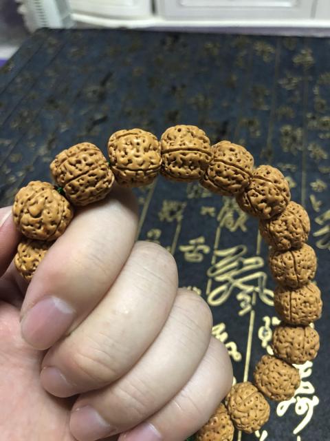 古玩玉器精品天然金剛菩提手持拍賣，當(dāng)前價(jià)格108元