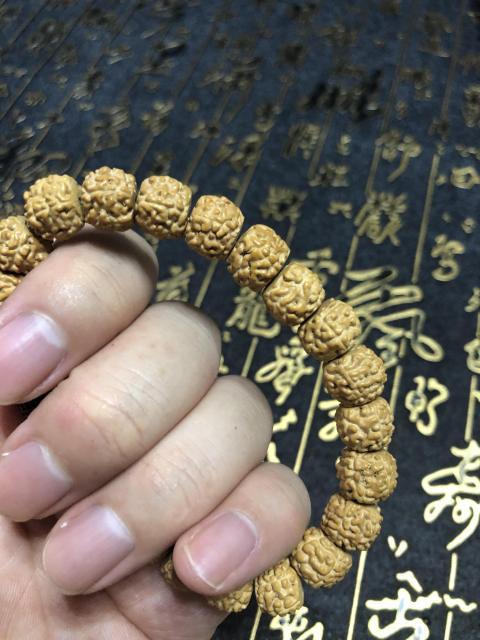 古玩玉器精品天然金剛菩提手串拍賣，當前價格99元
