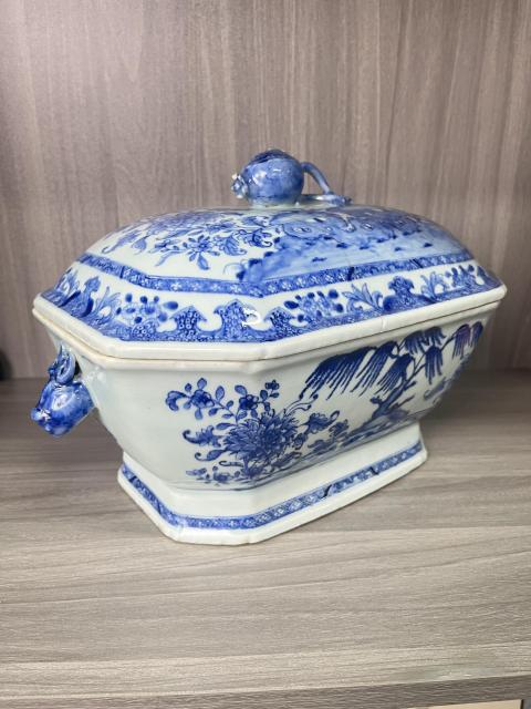 古玩陶瓷清乾隆 極品青花洞石花卉紋八方獸耳蓋鍋（重器）拍賣，當前價格2500元