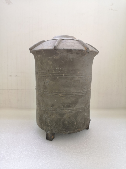 古玩陶瓷漢代陶倉拍賣,當前價格680元