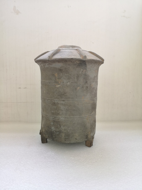古玩陶瓷漢代陶倉拍賣,當前價格680元
