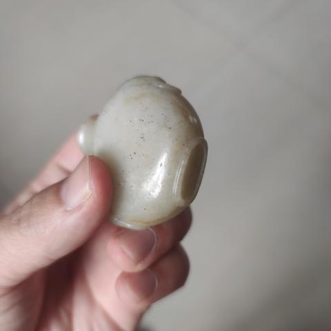 古玩玉器和田玉雕“鼻煙壺”拍賣，當前價格2400元