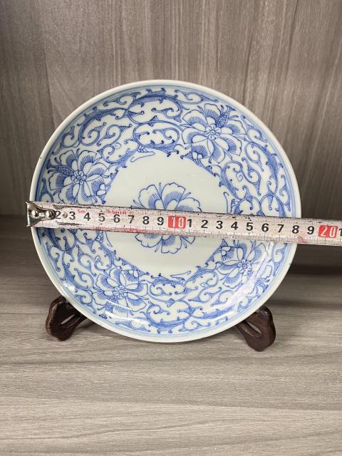 古玩陶瓷清嘉慶 精品青花淡描花卉紋大盤拍賣,當前價格1300元