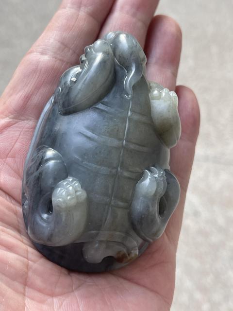 古玩玉器墨玉青花龜拍賣(mài)，當(dāng)前價(jià)格2000元