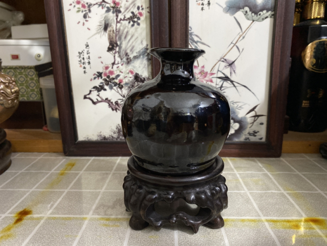 古玩陶瓷磁州窯黑釉撇口蘋果瓶拍賣,當前價格2200元
