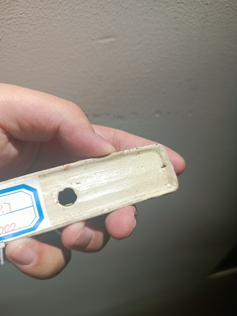 古玩陶瓷清中期霽藍(lán)釉印海水紋筆架山拍賣,當(dāng)前價格6500元