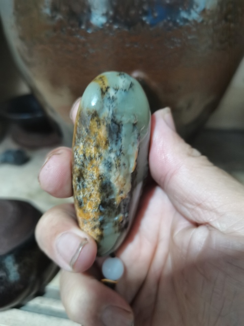 古玩玉器和田籽料河磨玉雕山水人物把件拍賣,當前價格2222元